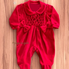 Macacão Plush Casinha de Abelha Ruby