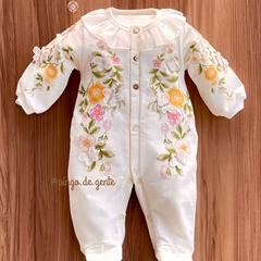 Macacão Moletinho Floral Bordado com Cristais Florença