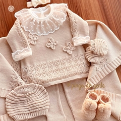 Saída Maternidade Tricot Bordada 4 Peças Borboletinhas 