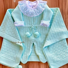 Saída Maternidade Tricot 3 Peças Pompons