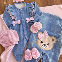 Macacão Algodão Jeans Bordado Bumbum Ursinha Lily