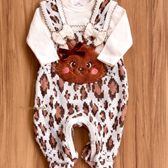 Macacão Tricot Bordado Fofinho com Body Gatinha Mary